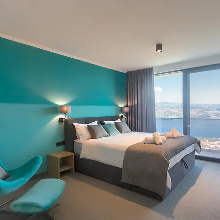 Noble Opatija Riviera By Irundo فيلة Veprinac