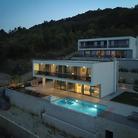 فيلة Noble Opatija Riviera By Irundo Veprinac