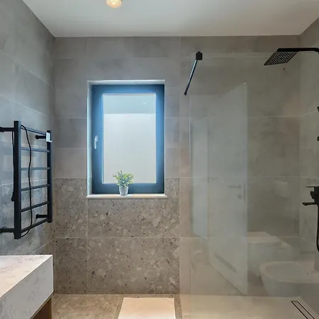 Noble Opatija Riviera By Irundo